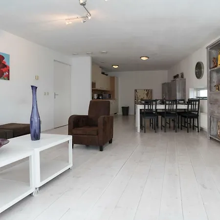 Apartment New Maas Rotterdam