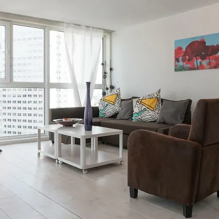 New Maas Apartment